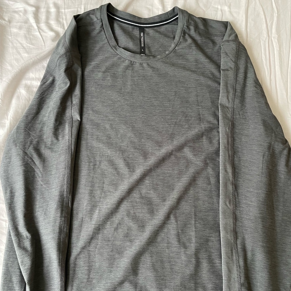 Ten Thousand Versatile Long-sleeve Short